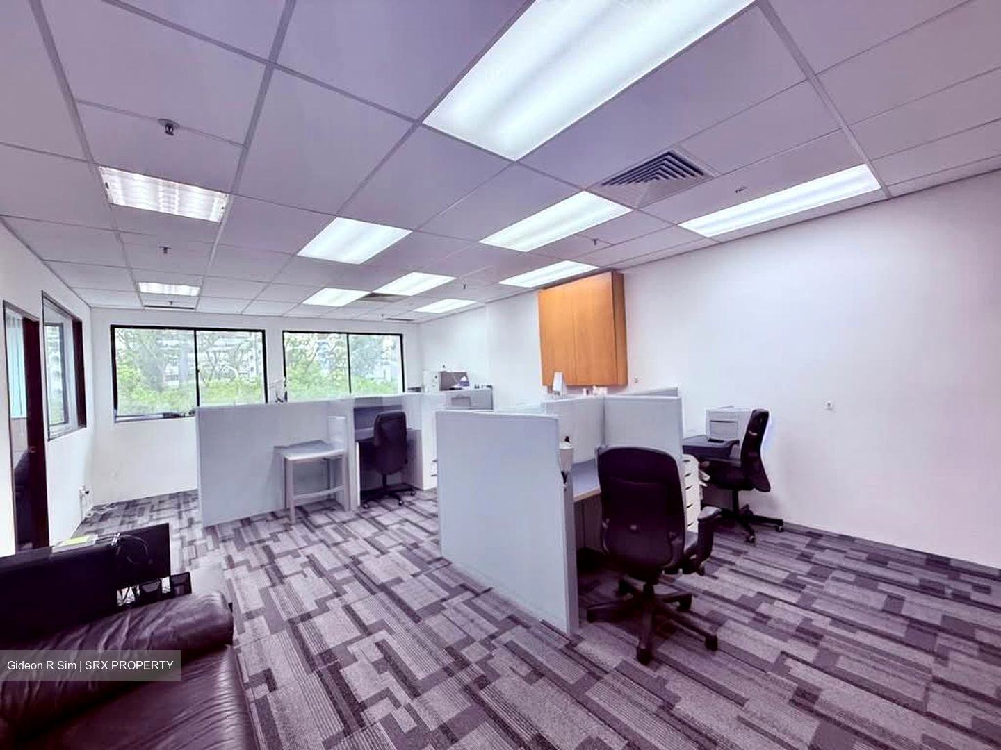 Balmoral Plaza (D10), Office #581735391